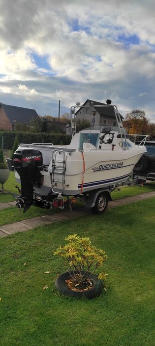 Łódź wędkarska kabinowa Quiksilver 435 ,Mercury 40, przyczepa Brenderu
