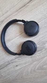 JBL TUNE 660NC наушники