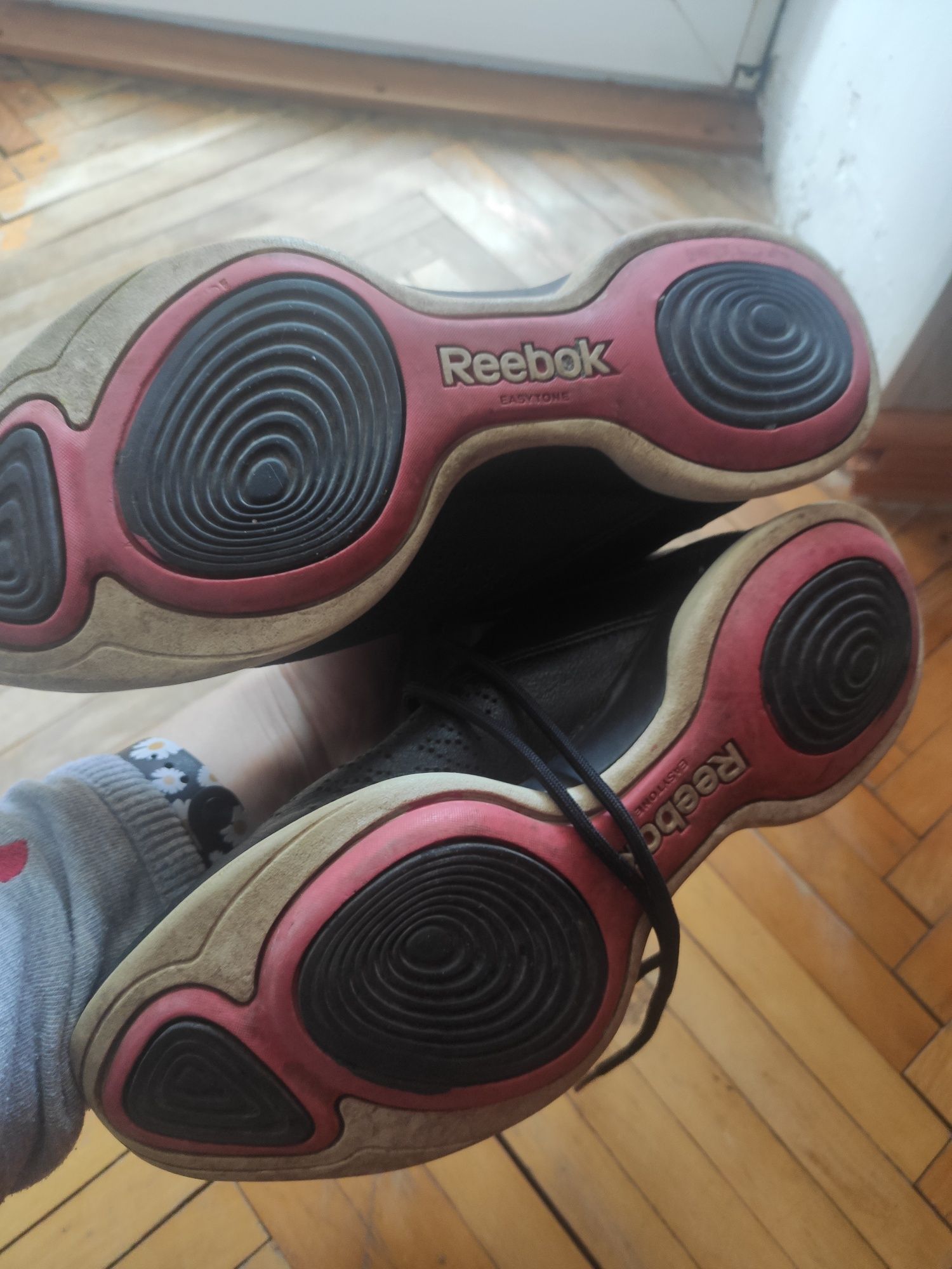 Кроси reebok вживані.