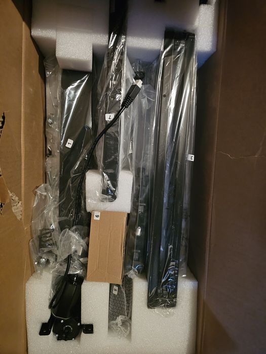 Biurko elektryczne nowe, kolor czarny