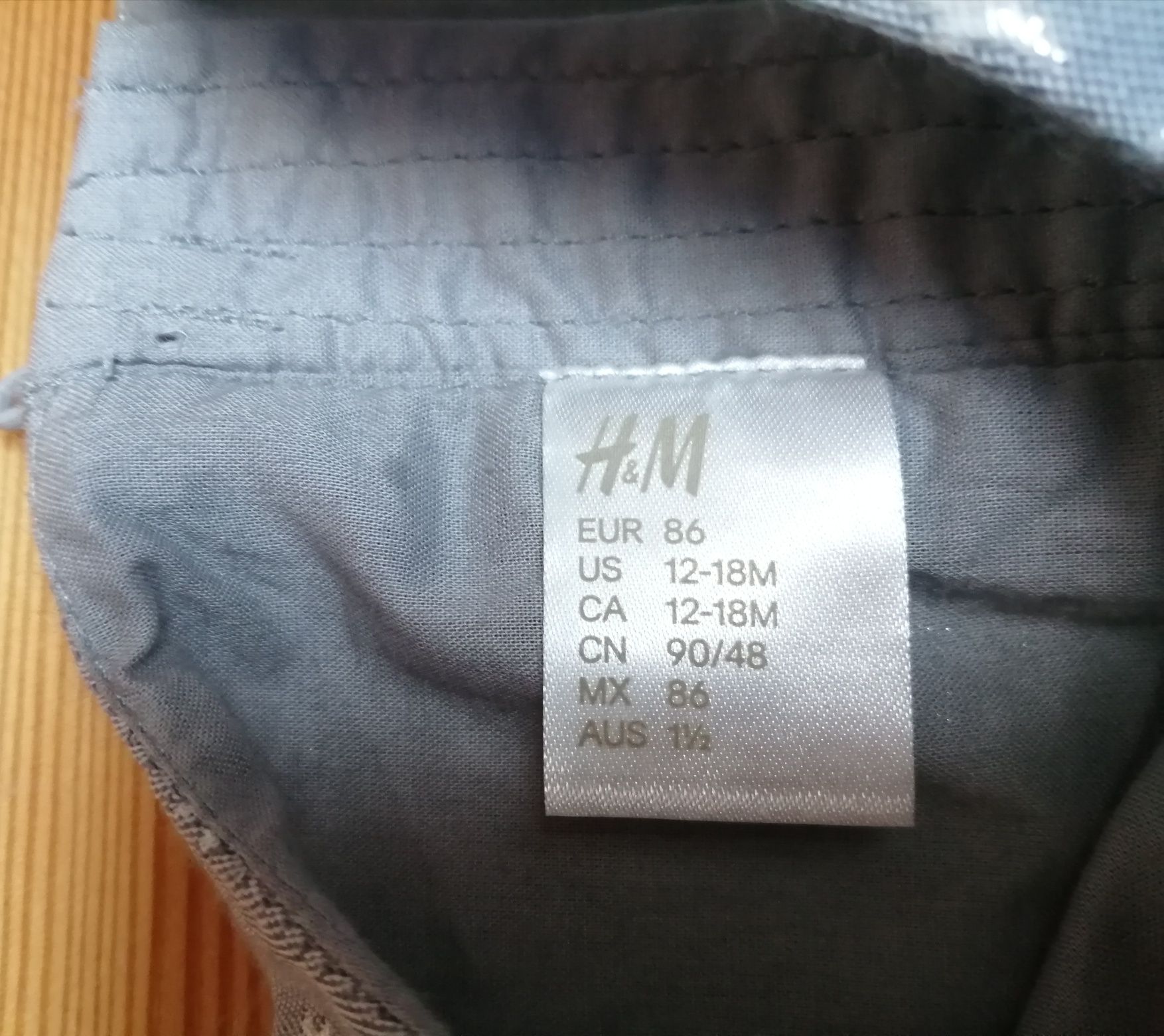 Sukienka rozmiar 86 H&M gwiazdki