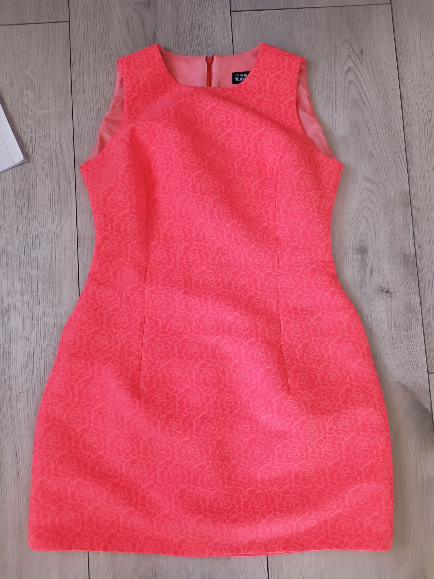 Elegancka sukienka damska EMO r.40