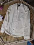 Camisa branca de homem