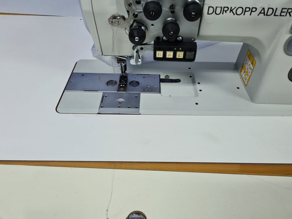 Maszyna 2 igłowa Durkopp Adler Automat wył. Igły / Juki / siruba