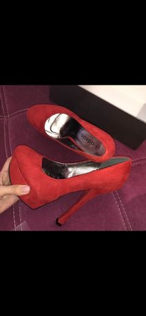 Туфли красные 38 размер