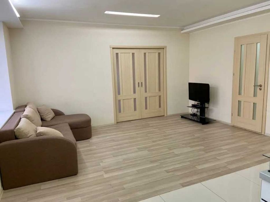 Сдам 2к квартиру Олександра Поля пр. 27д /Кирова низ новострой