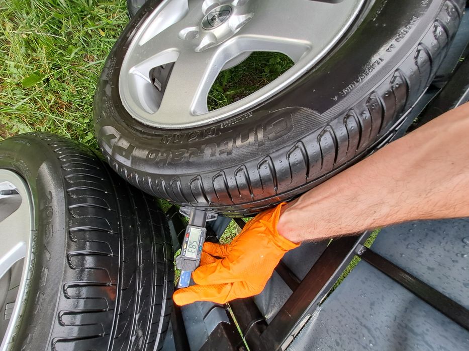 Alufelgi Aluett 16 5x112 Opony Lato 16" 205 55 Pirelli  5,80mm Audi