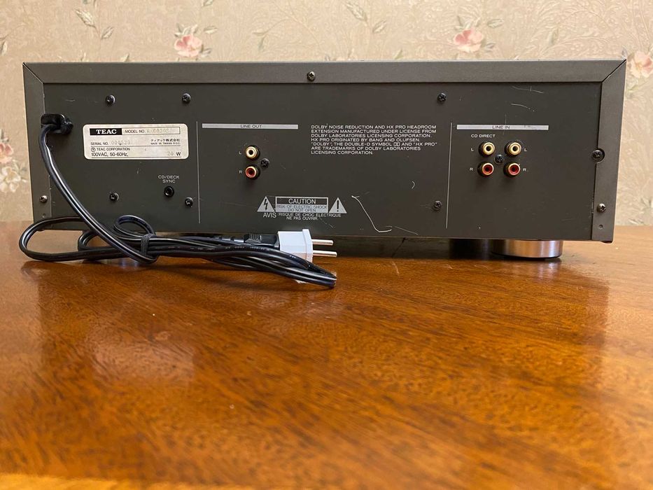 Кассетная дека TEAC V-6030S+пульт