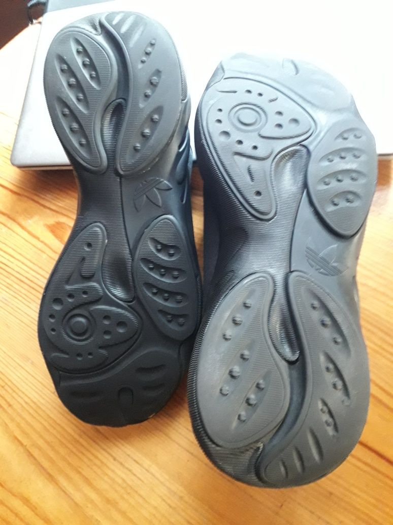 Кросівки Adidas adifom sltn