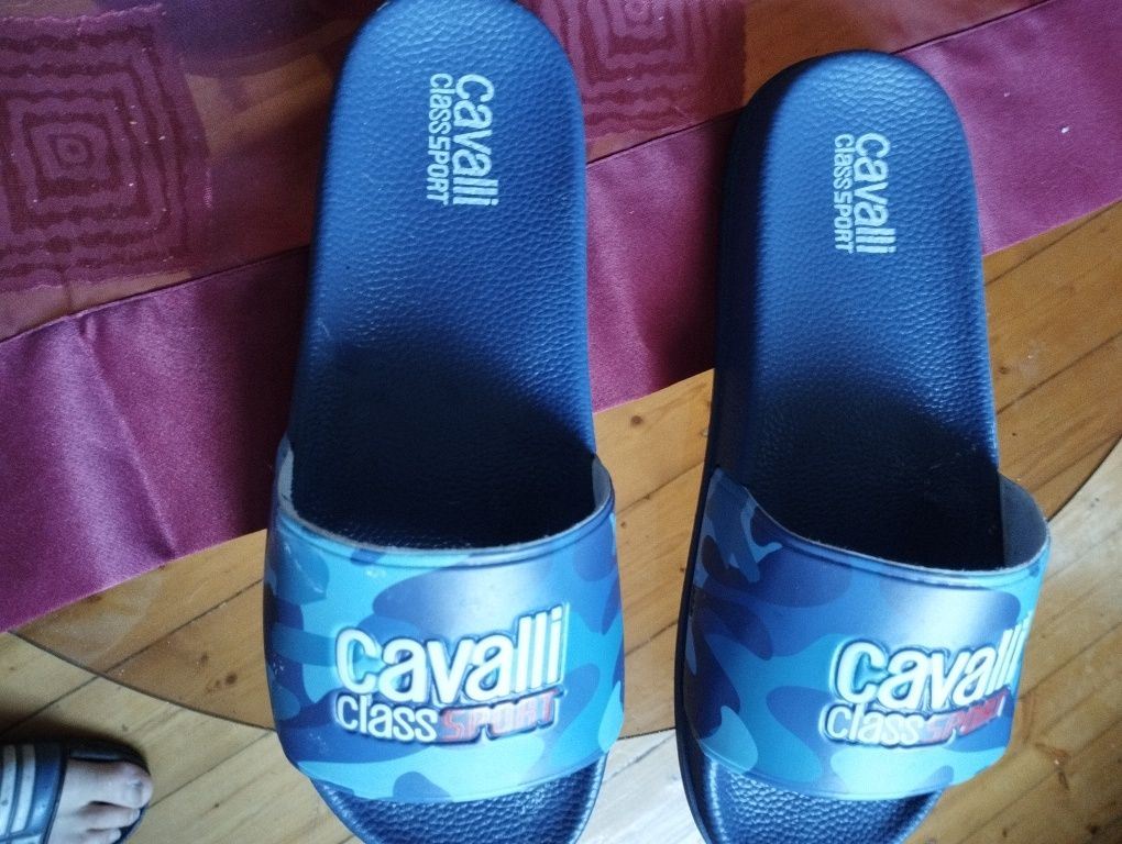 Cavalli class klapki
