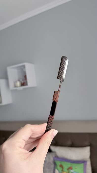 Чохол Pitaka на iPhone 16