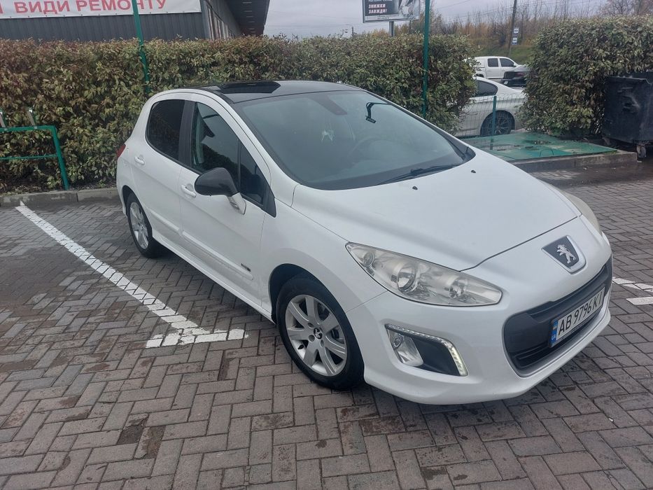 Авто Пежо 308 2013 р.в.