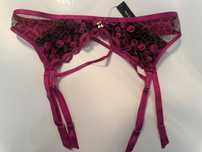 Ann Summers pas do pończoch