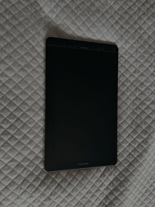 Tablet graficzny Huion kamvas 13
