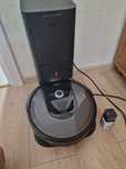 iRobot Roomba i7+