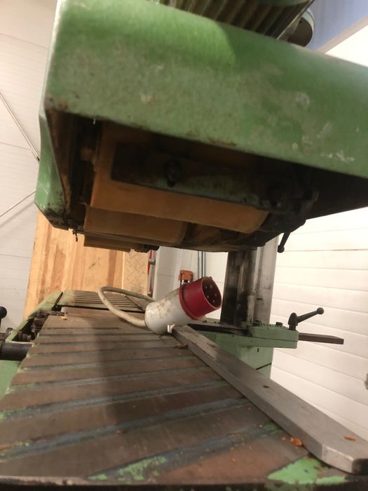 Szlifierka przelotowa dwu stronna Maweg