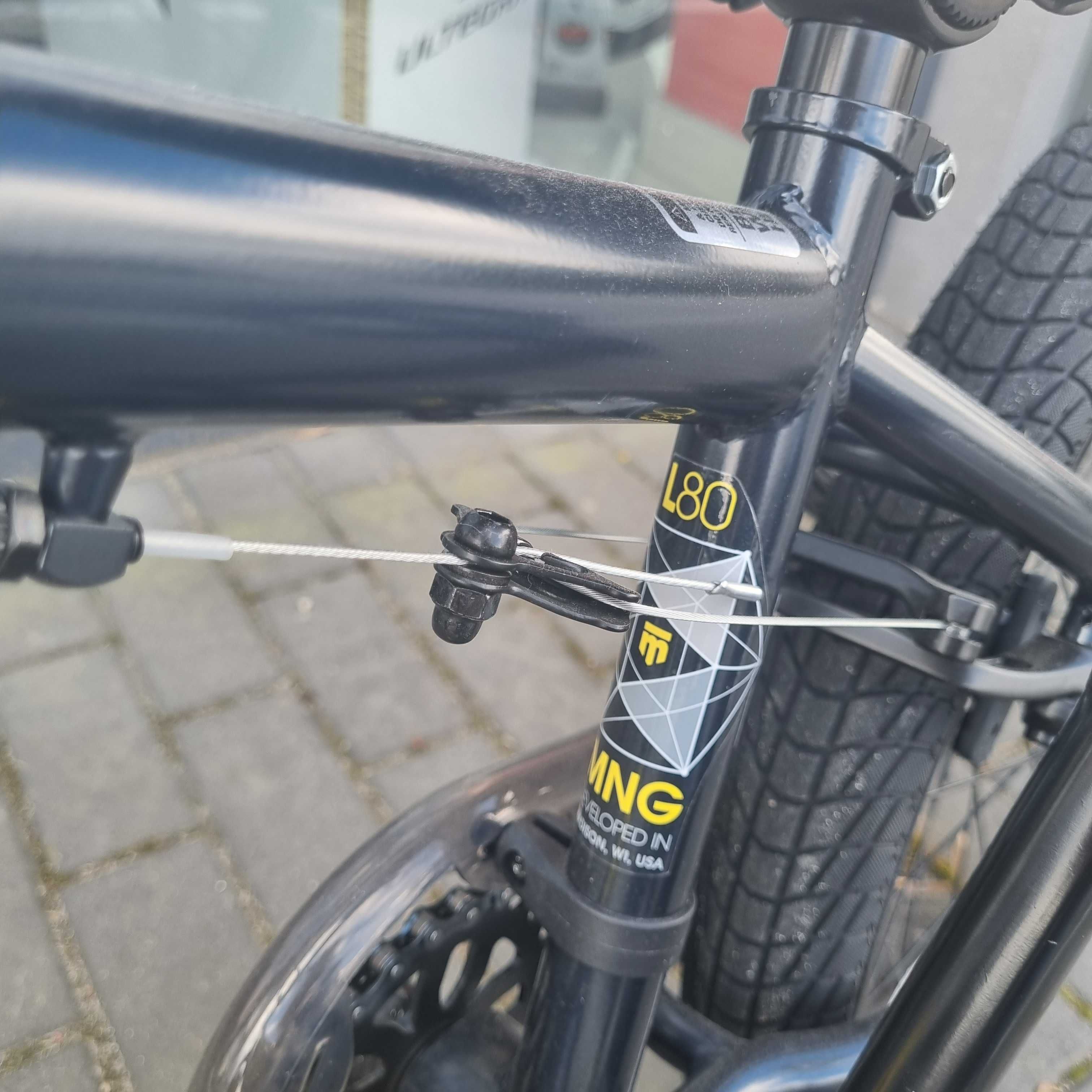 NOWY Rower do skakania BMX Mongoose Legion L80 blue