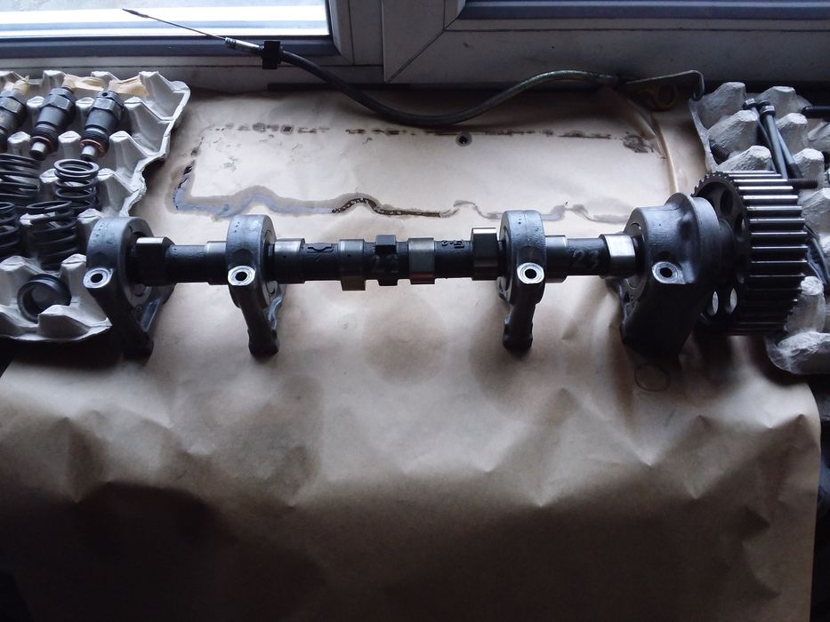 Распредвал Nissan LD23