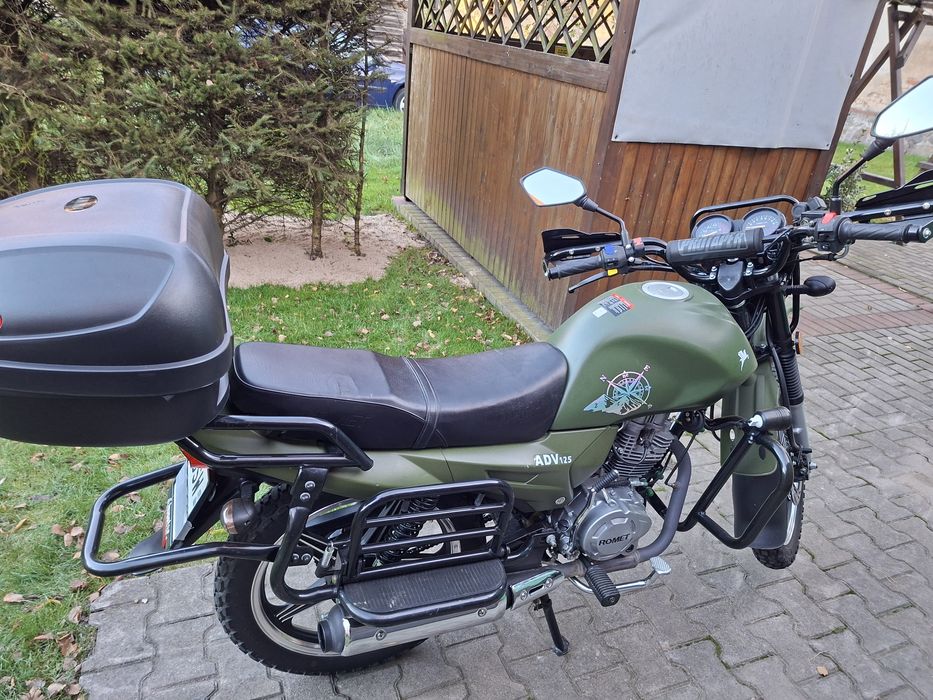 Motor Romet adv 125