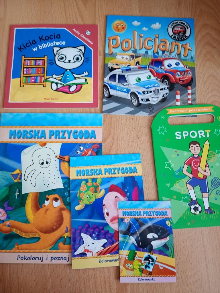 Zestaw: Kicia Kocia w bibliotece, Samochodzik Franek Policjant,4 kolor