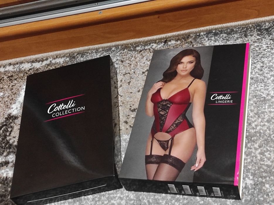 Продам корсет с подтяжками для чулок