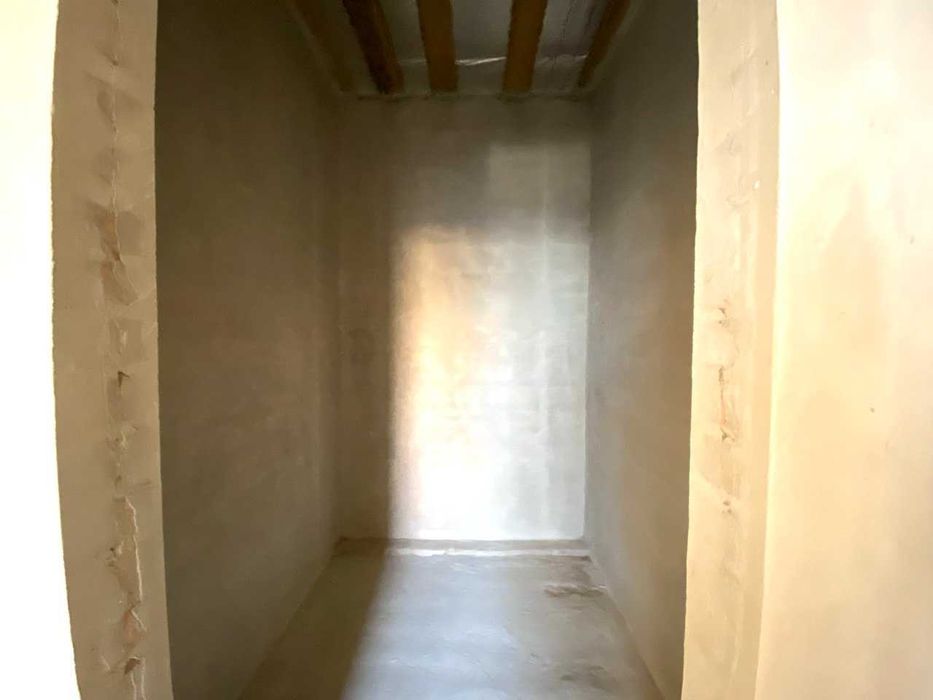 Котедж з міськими комунікаціями та гаражем в районі Райського саду