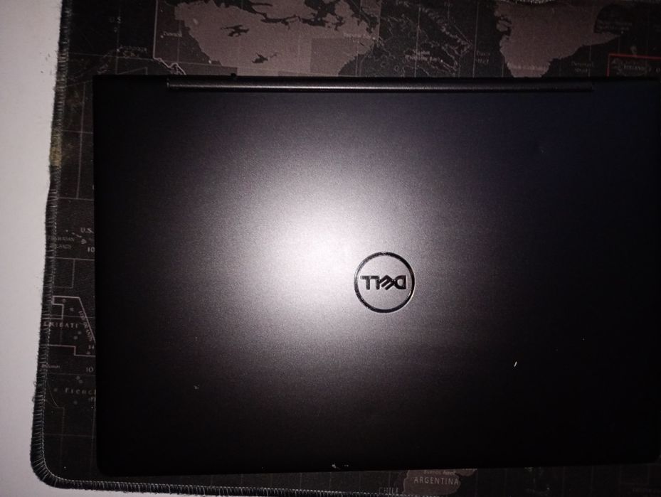Dell Inspiron 13 7000 ekran dotykowy może się zamienić w tablet