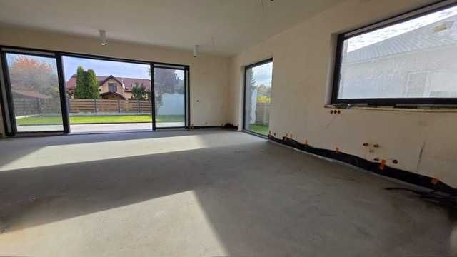 Sprzedam nowoczesny dom w Piasecznie