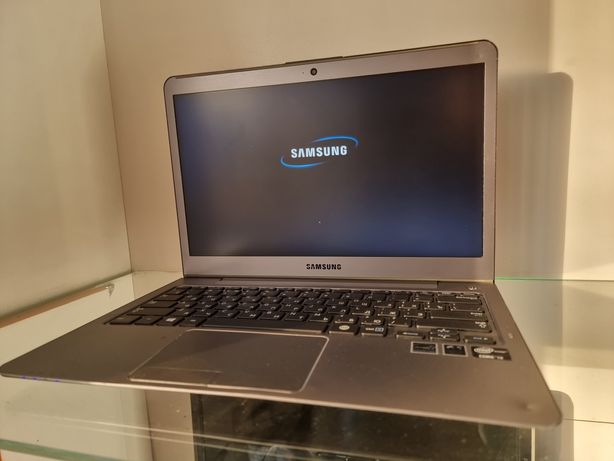 Ноутбук Samsung i3 3217u 4gb 500gb