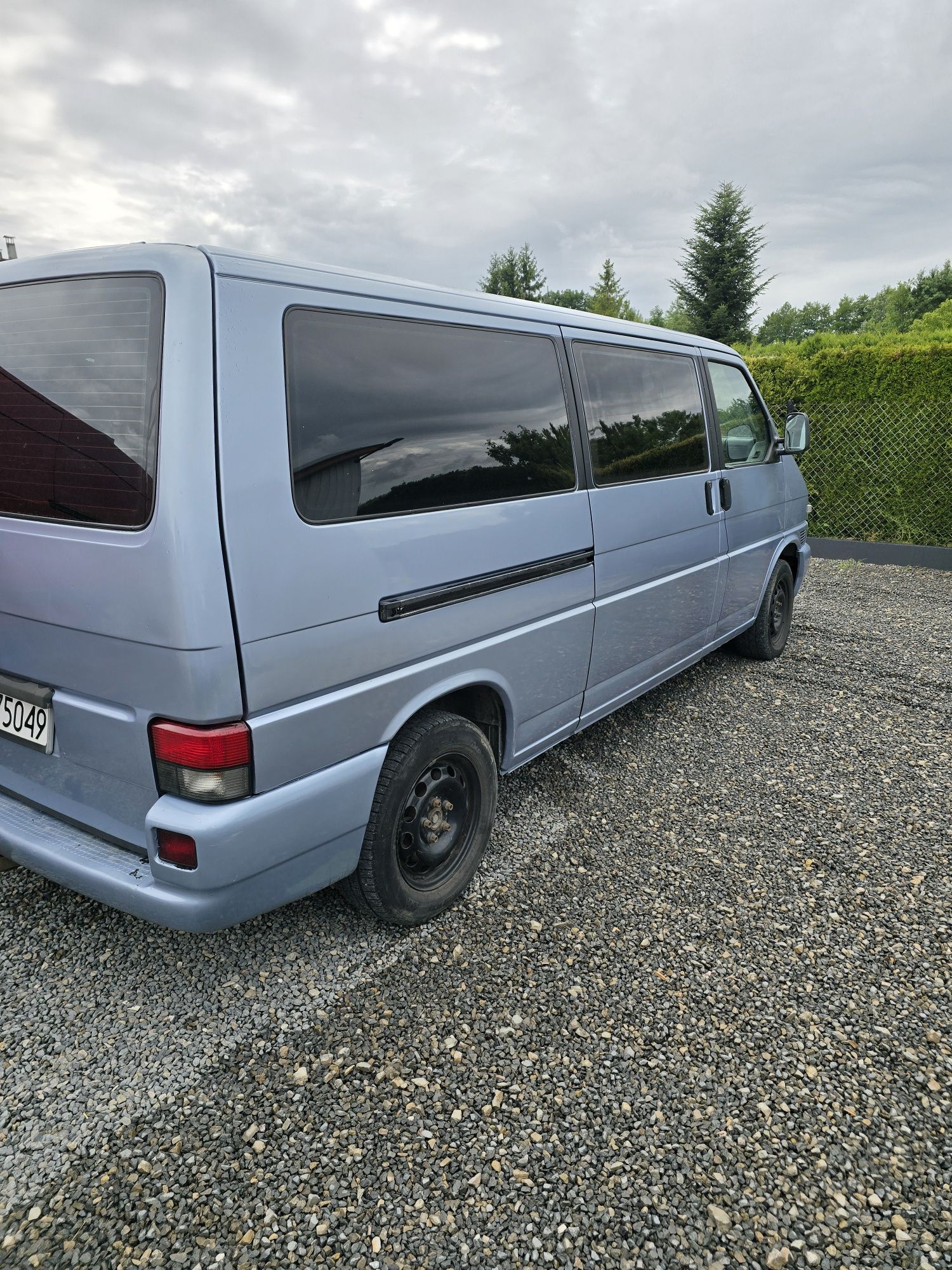 VW T4 Caravelle 2,5 102km