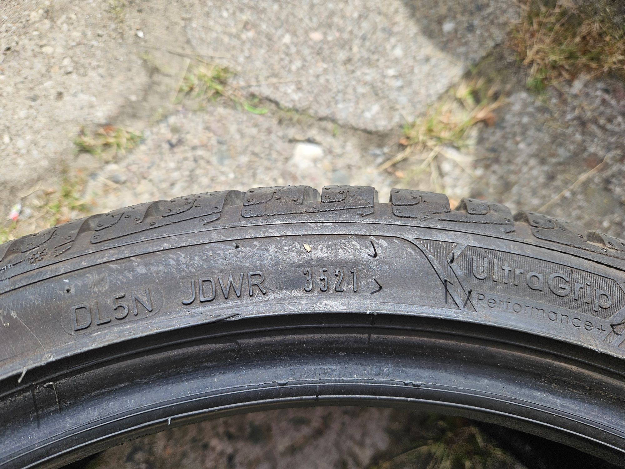 Opony zimowe Goodyear 225/40/18 rok 21 Okazja