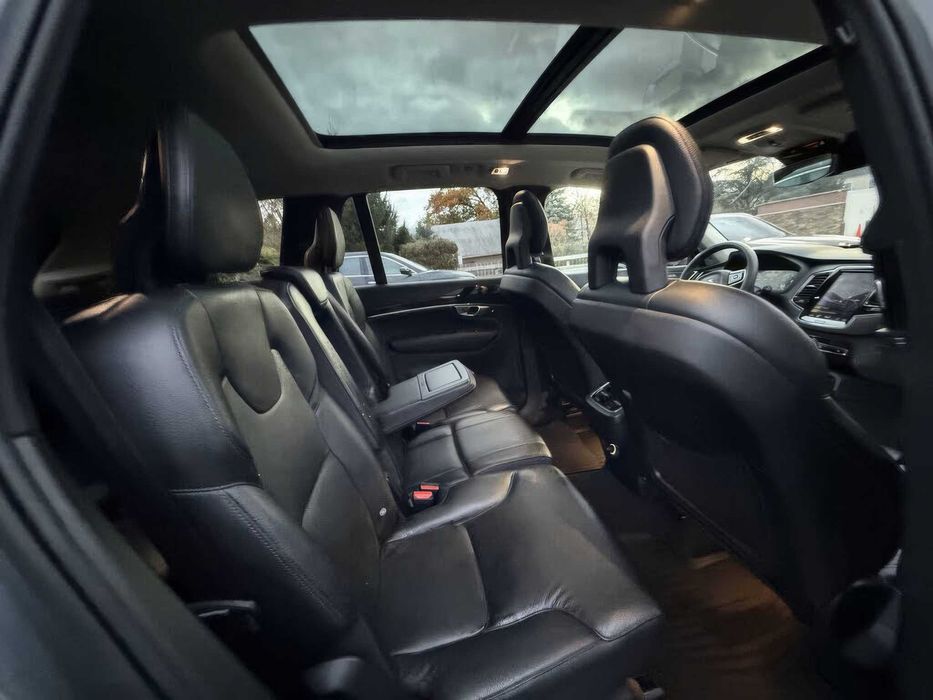 Volvo XC90 T6 Momentum      2018