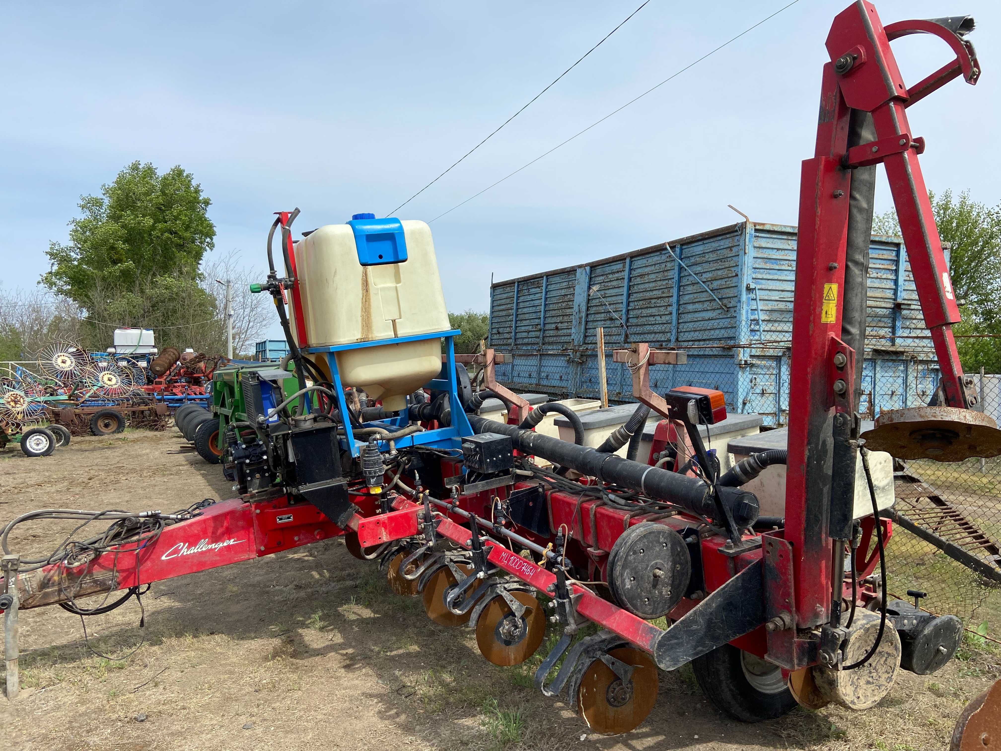 Сівалка просапна Challenger-8108, МЦ10007464 + ЖКУ +  Seed Sense 20/20