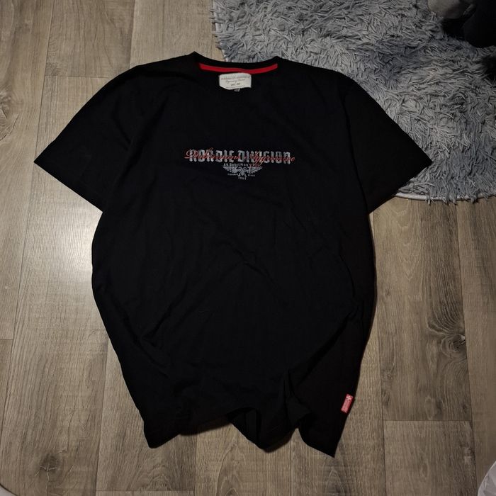 dobermans agressive nordic division tee sk8 y2k