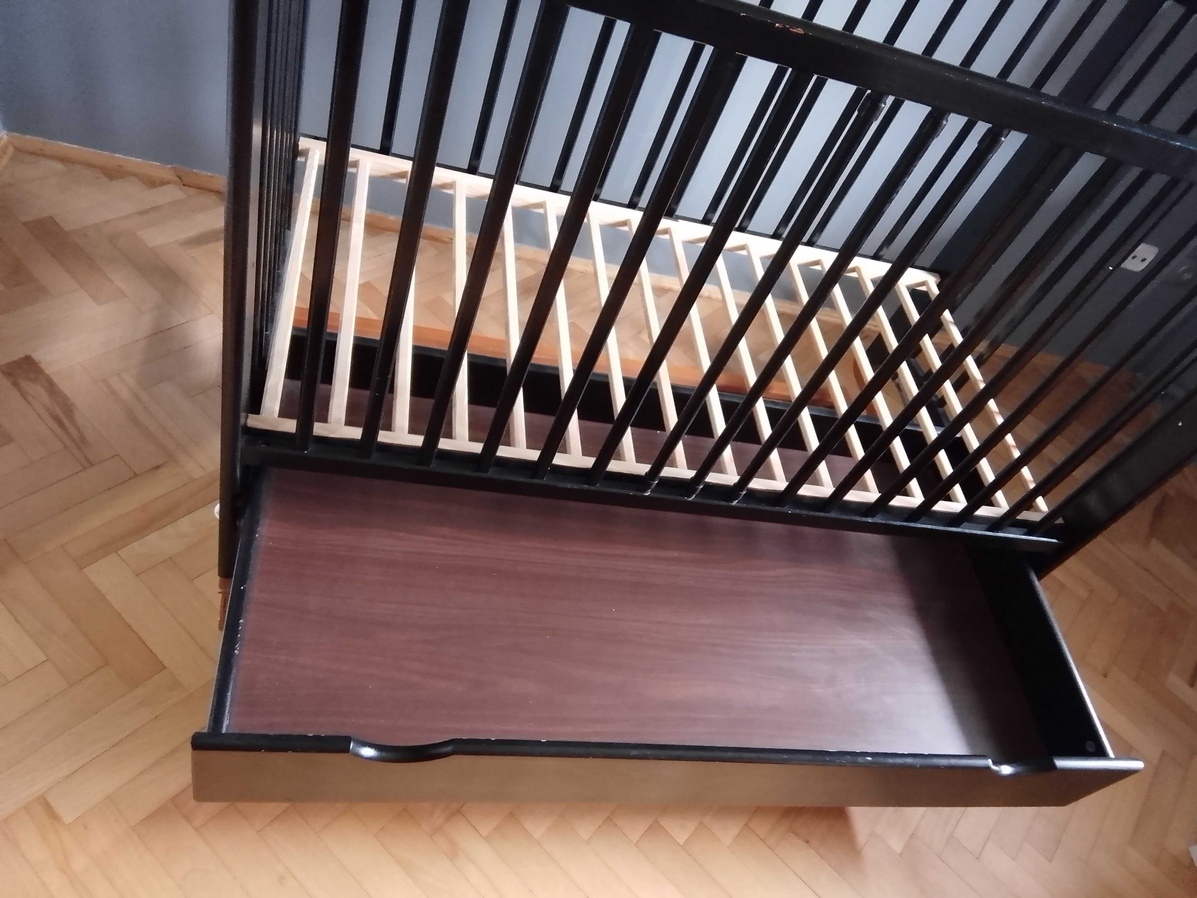 łóżeczko kołyska 60x120 sosnowe wenge z szufladą i biegunami