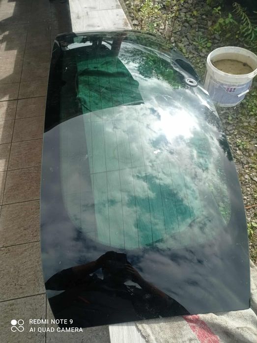Szyba klapy tył renault scenic 3 grand  2009