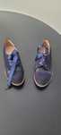 Sapatos de senhora azuis em camurça  com atacadores