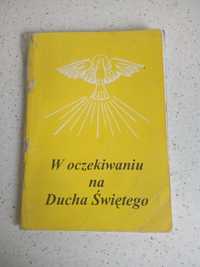 W oczekiwaniu na ducha świętego żółta książka