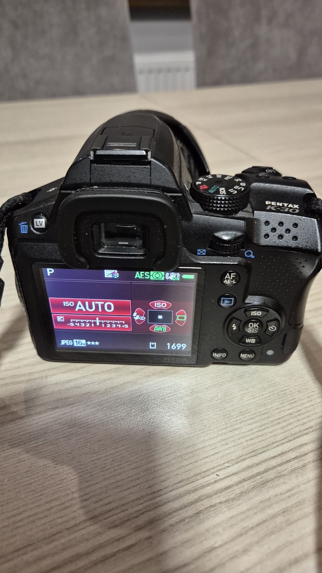 Pentax K-30 Tamron 17-50 f2.8