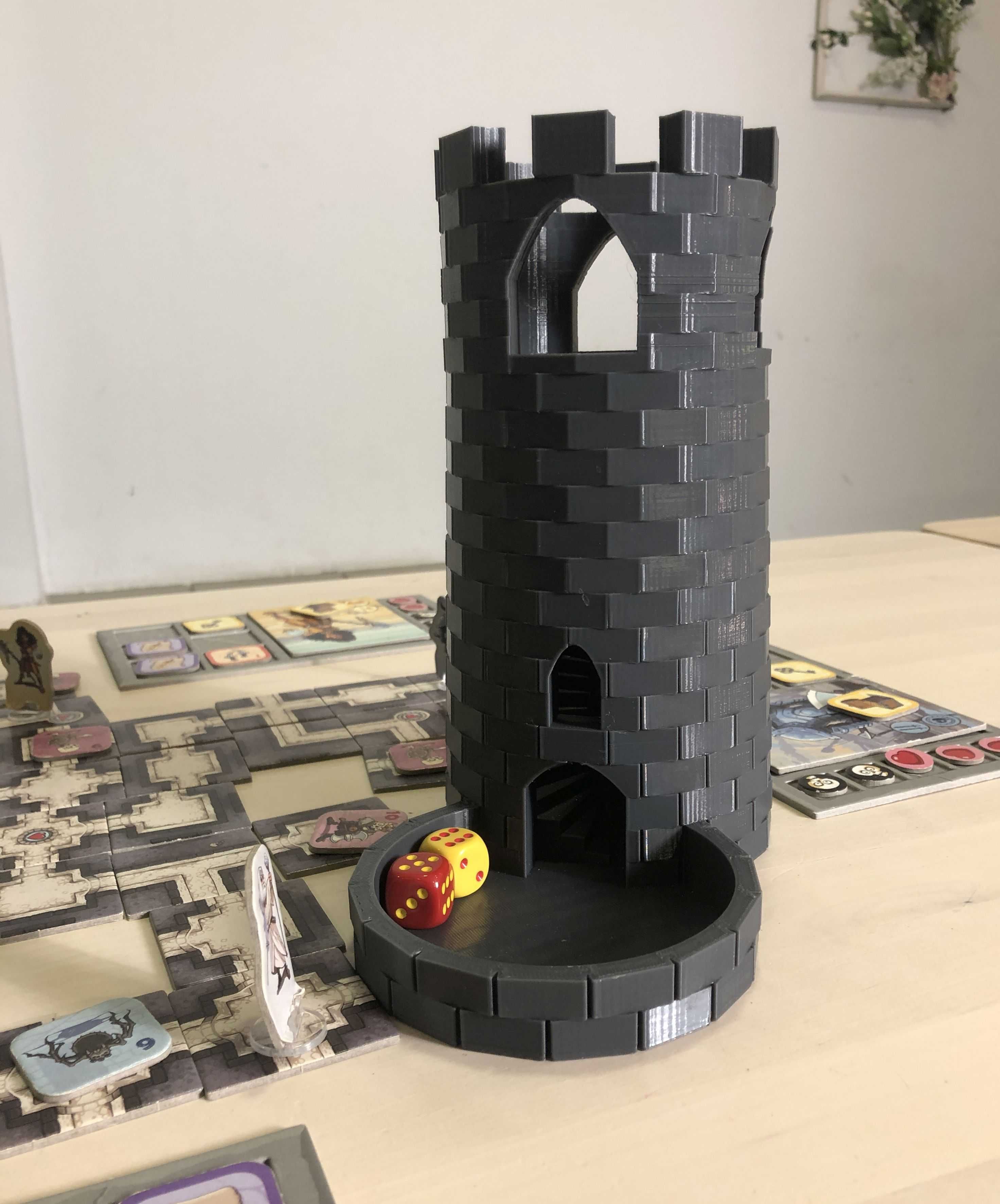 Wieża na Kości – Dice Tower do Gier Planszowych | Duża 22cm
