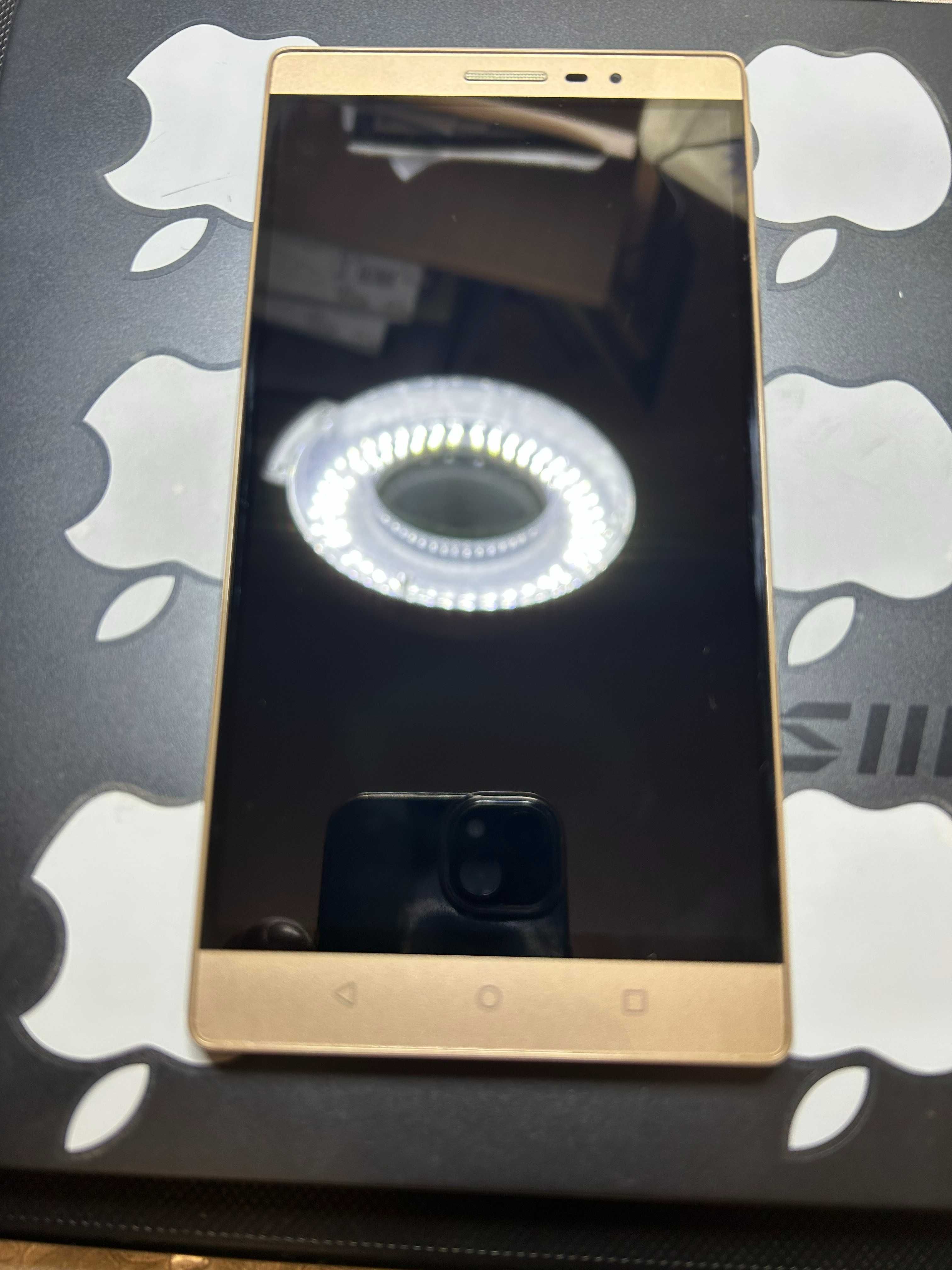 Смартфон,планшет Lenovo PHAB2 3/32