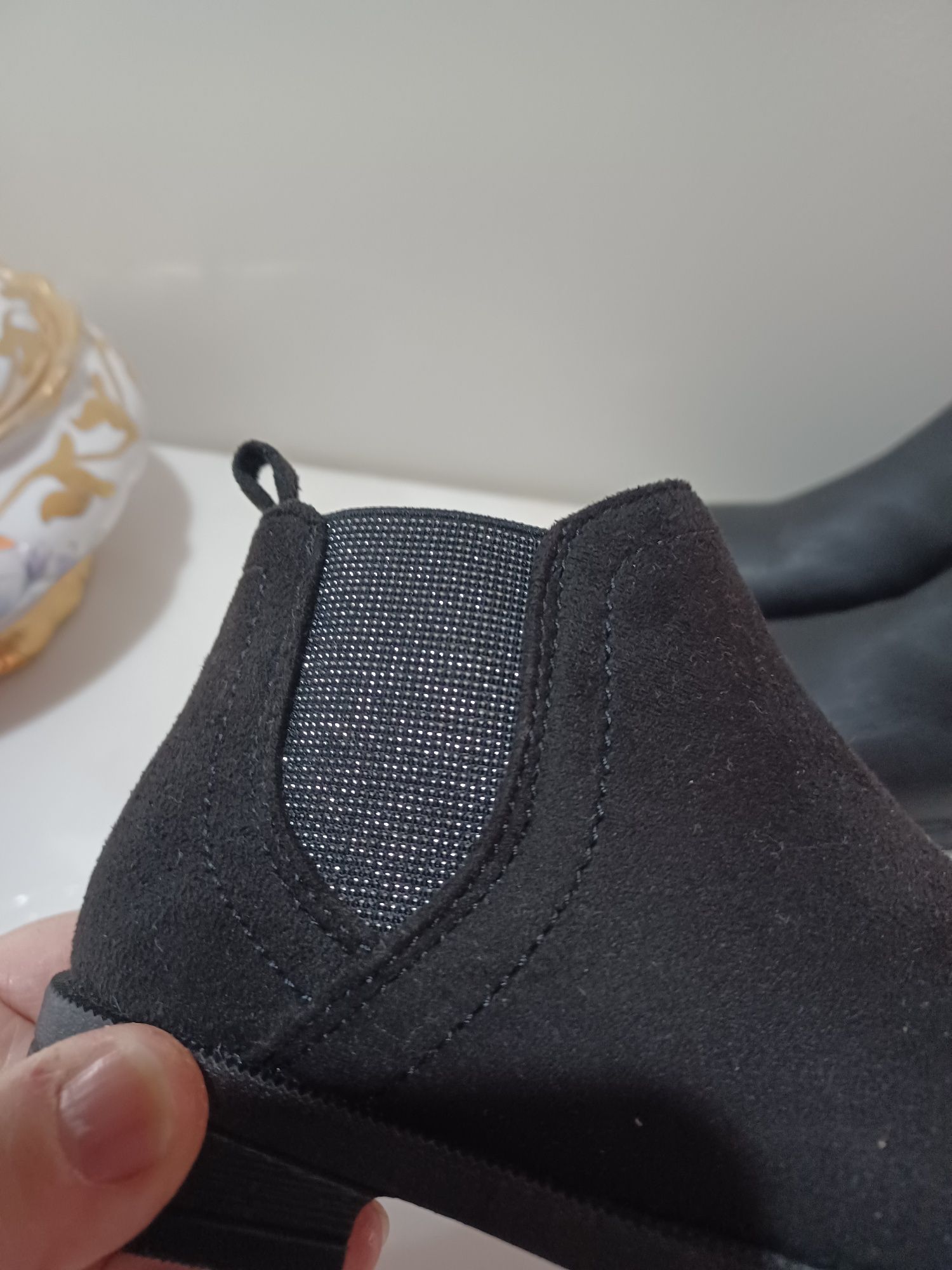 Botas Novas de menina em Camurça N 26