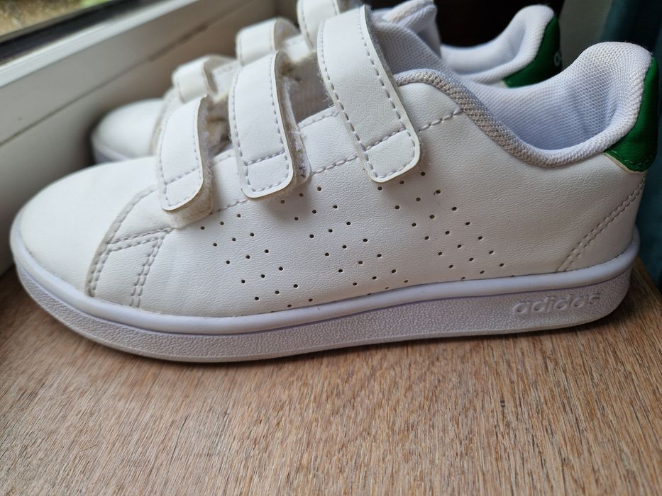 Кросівки adidas 30р