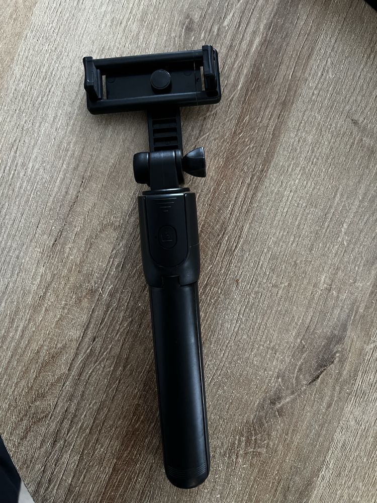 Selfie stick i statyw nowy z pilotem
