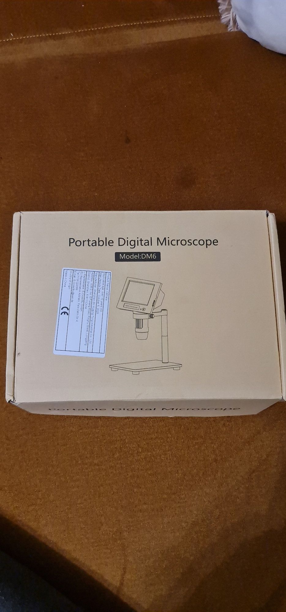 Portable digital microscop. Mikroskop cyfrowy.