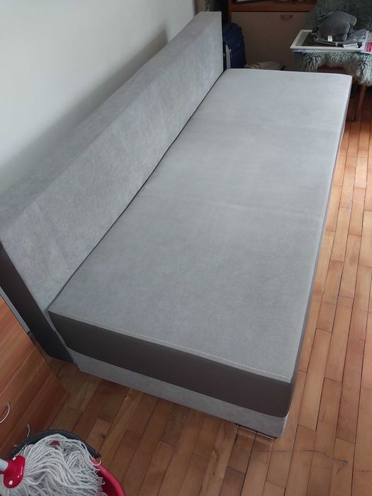 Łóżko rozkladane w dobrym stanie