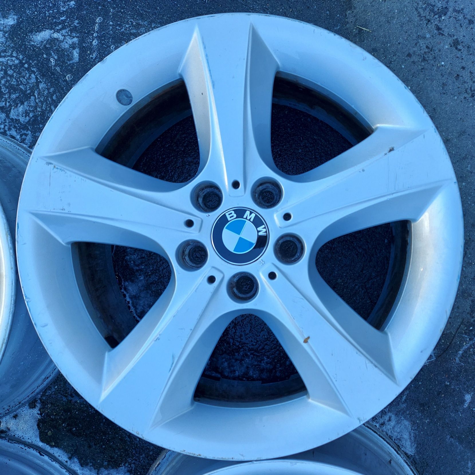 8.5J18" IS46 5x120 OEM Bmw X5 X3 X1 e90 e46 f11 zima Winter 6 772 rona