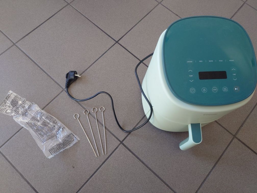 Frytkownica beztłuszczowa 1500W 3,8L COSORI CAF-LI401S Air Fryer 230°C