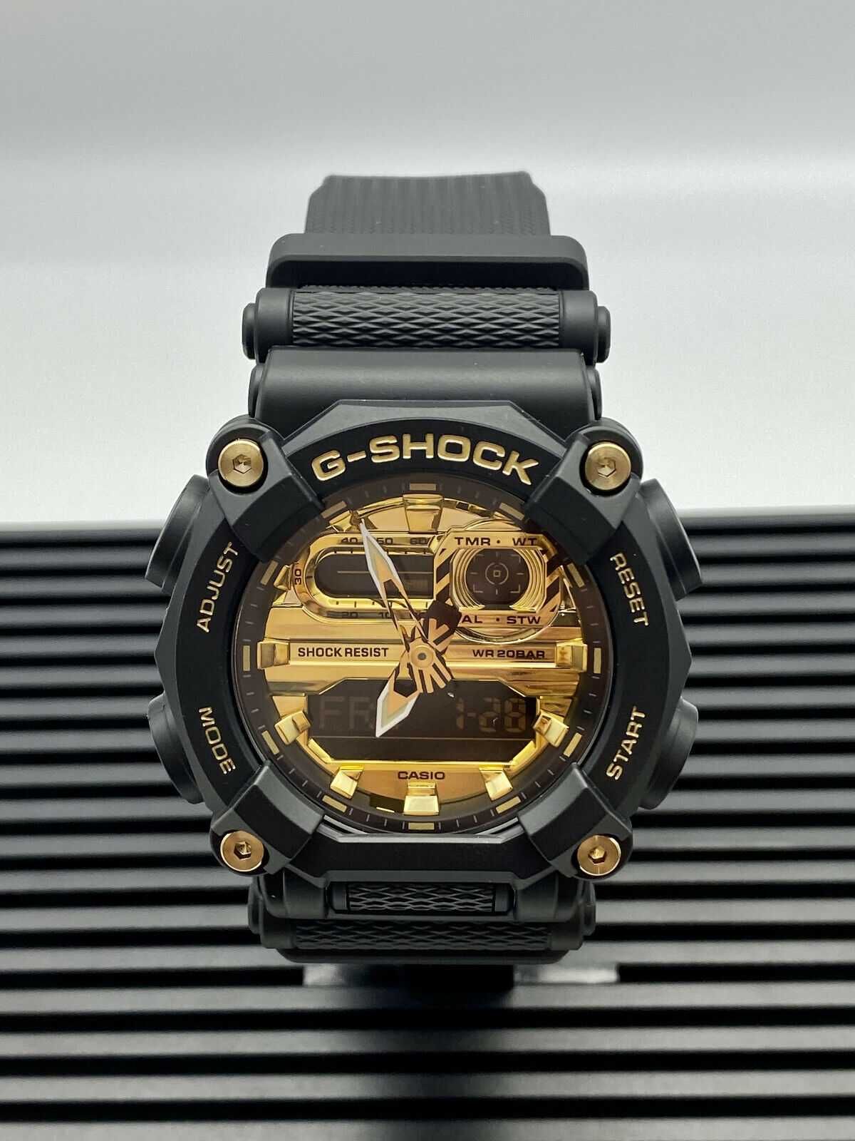 Чоловічій годинник CASIO G-SHOCK GA-900AG-1A