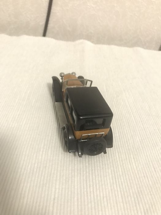 Модель авто супер Фіат 1/43